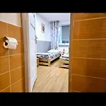 ホステル Rent Ursynow