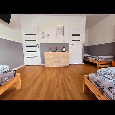 Rent Ursynow Hostal