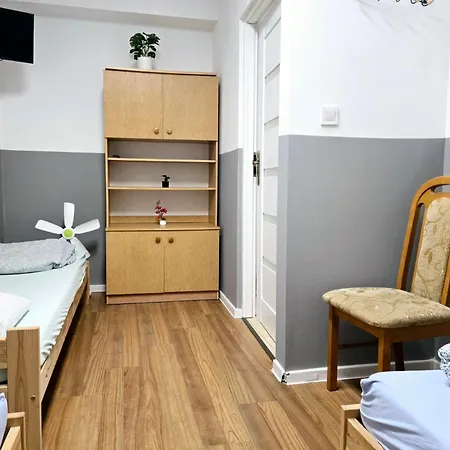 Rent Ursynow Хостел Варшава