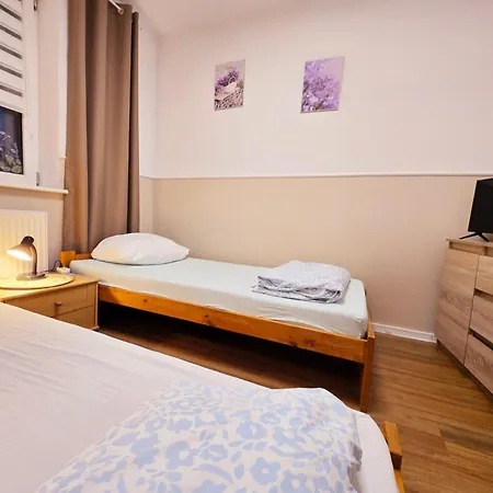 Rent Ursynow Hostal