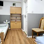 Rent Ursynow Hostel Βαρσοβία